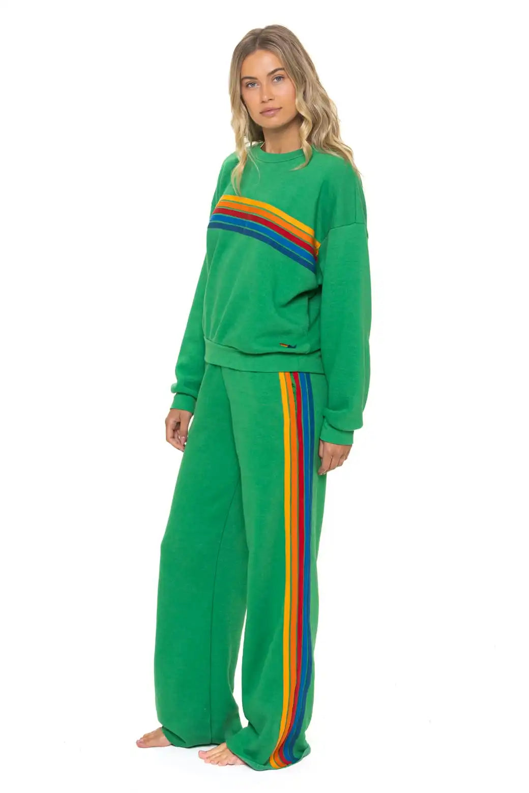 aviatornationhoodie.it.com