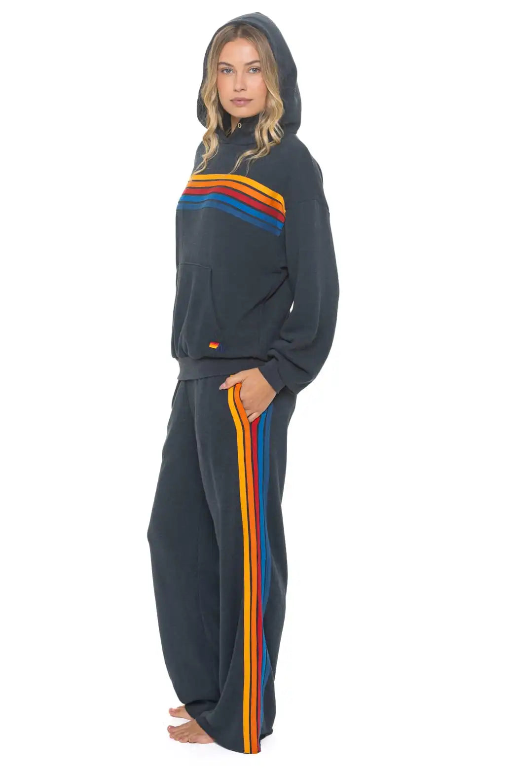 aviatornationhoodie.it.com