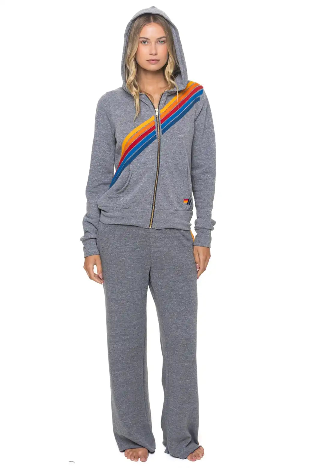 aviatornationhoodie.it.com