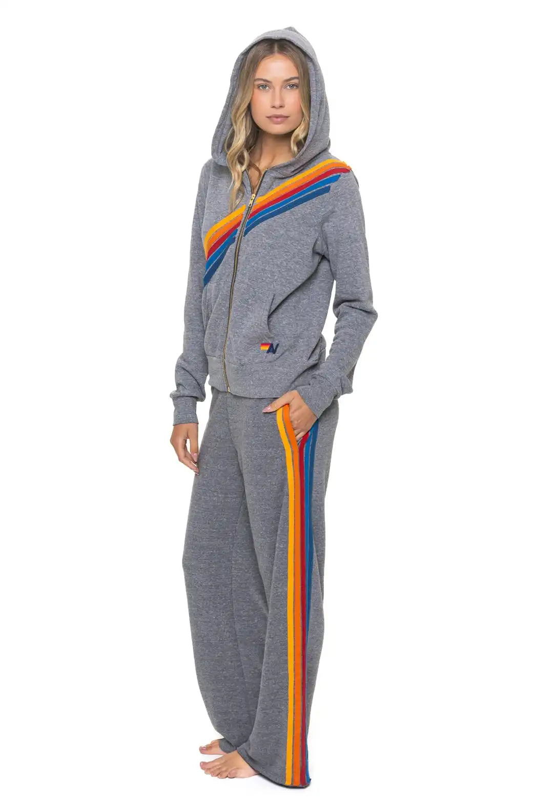 aviatornationhoodie.it.com