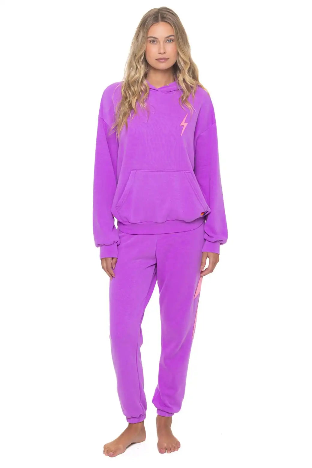 aviatornationhoodie.it.com