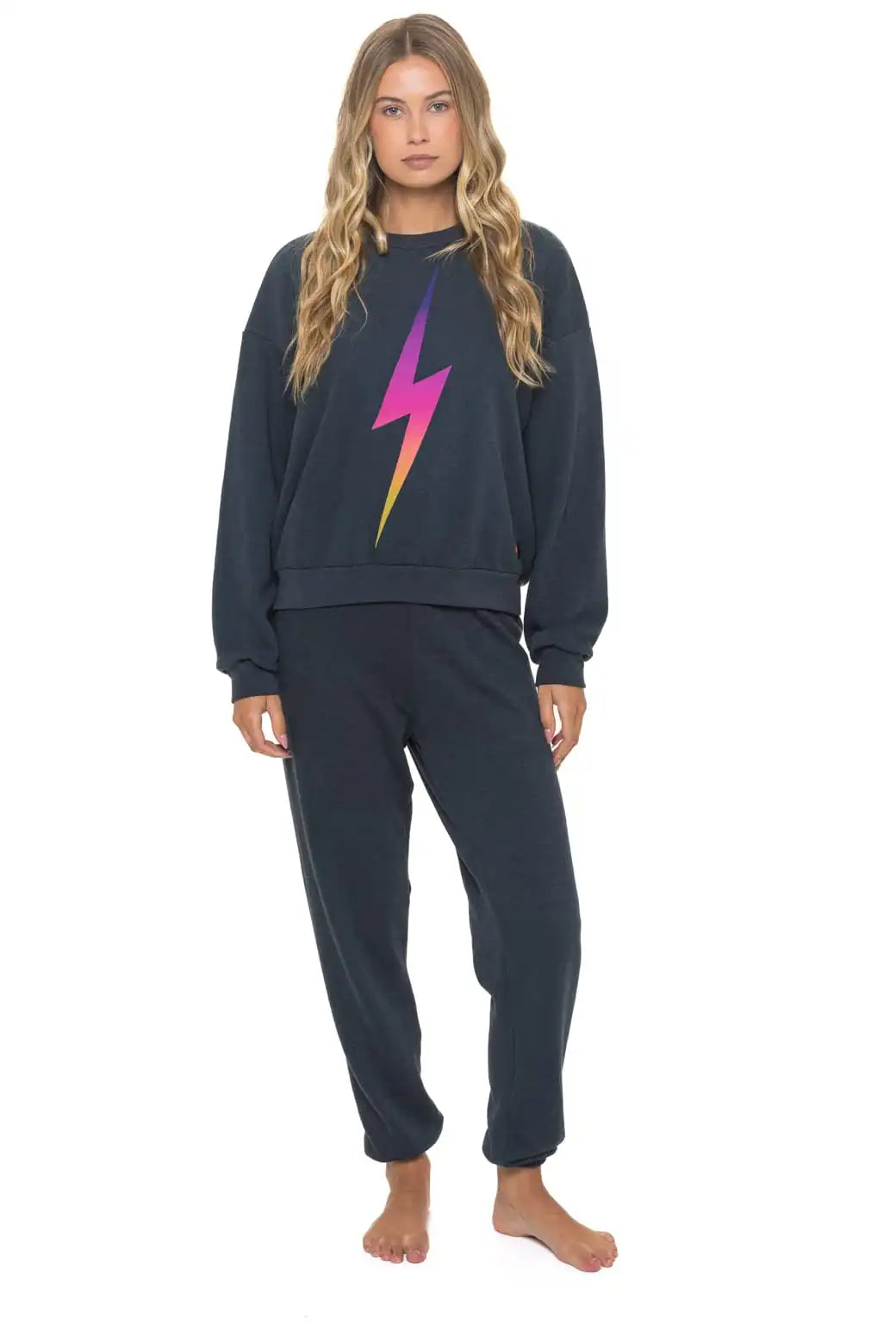 aviatornationhoodie.it.com