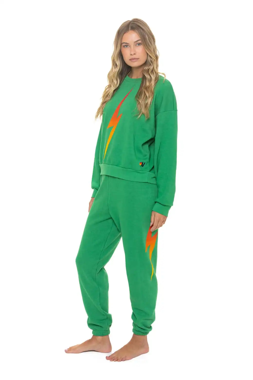 aviatornationhoodie.it.com