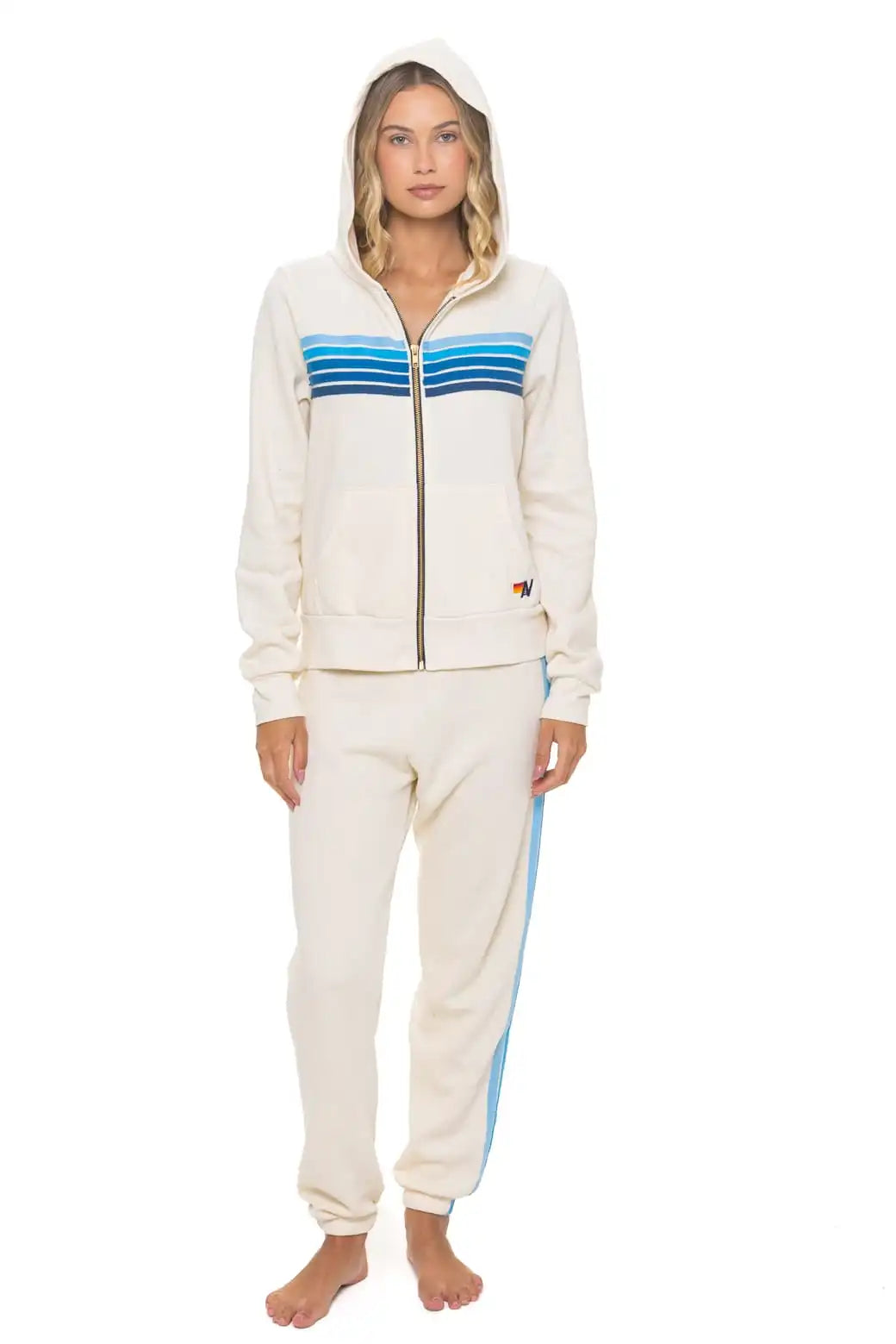 aviatornationhoodie.it.com