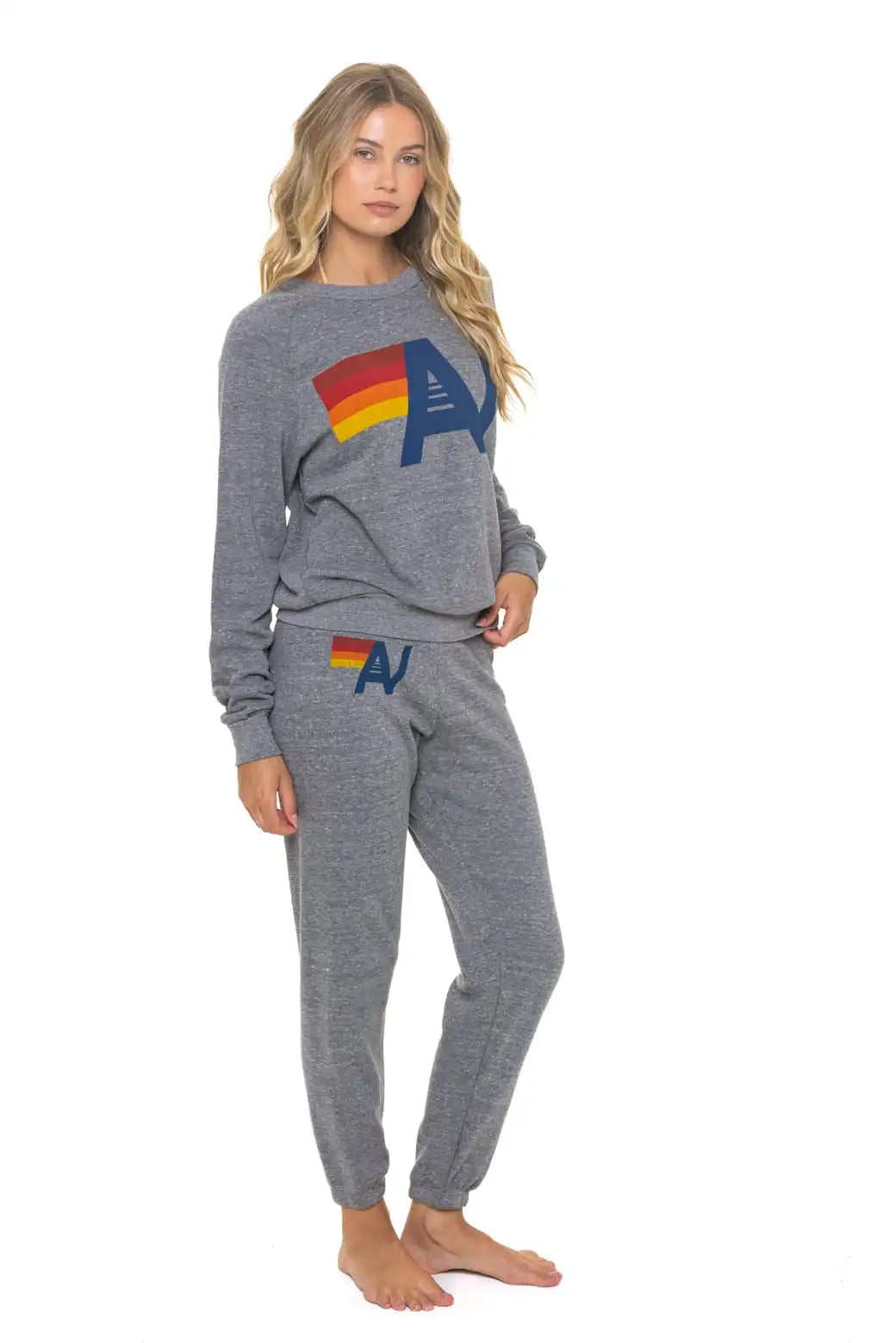 aviatornationhoodie.it.com