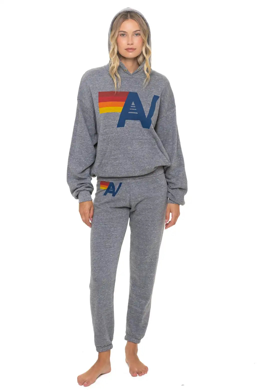 aviatornationhoodie.it.com