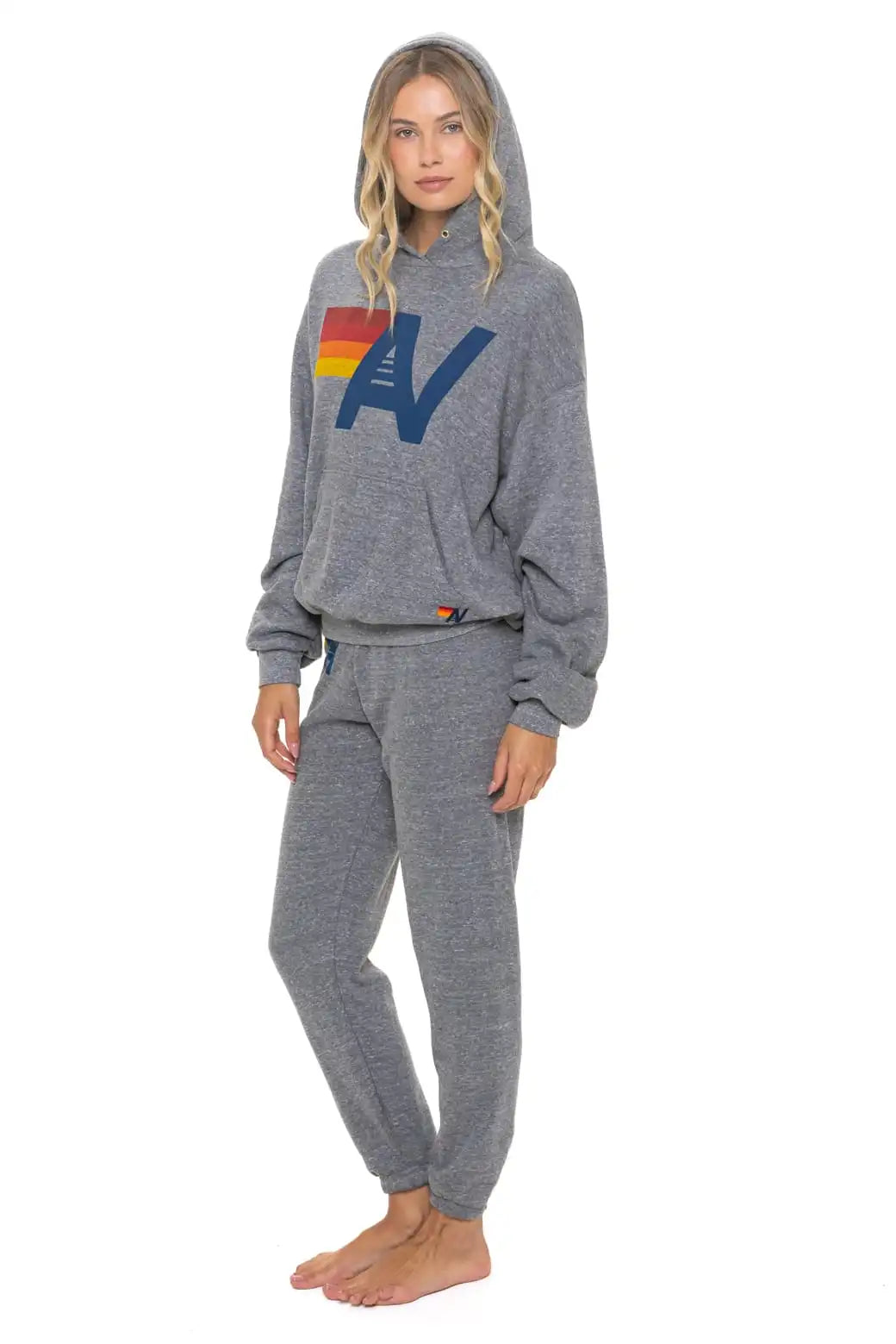aviatornationhoodie.it.com
