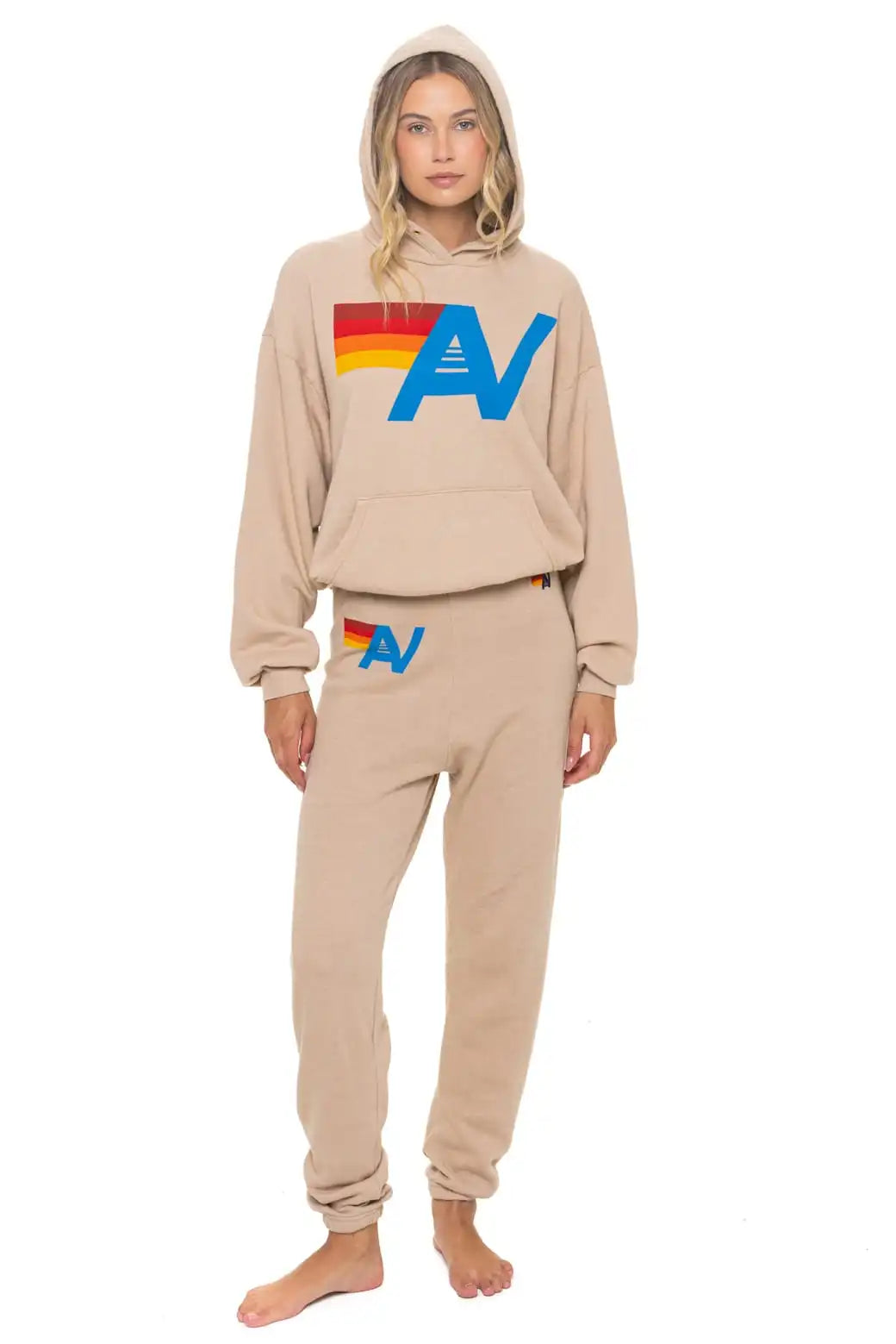 aviatornationhoodie.it.com