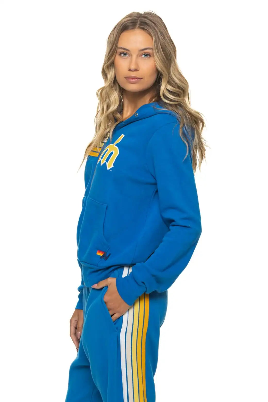 aviatornationhoodie.it.com