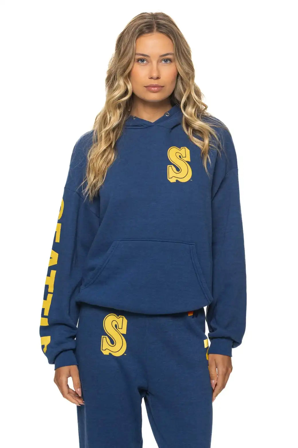 aviatornationhoodie.it.com