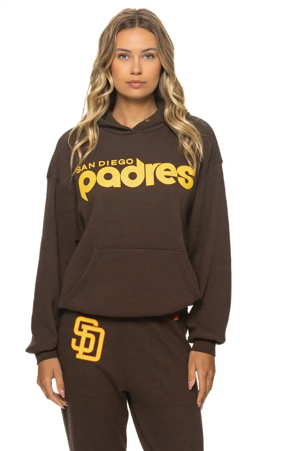 aviatornationhoodie.it.com
