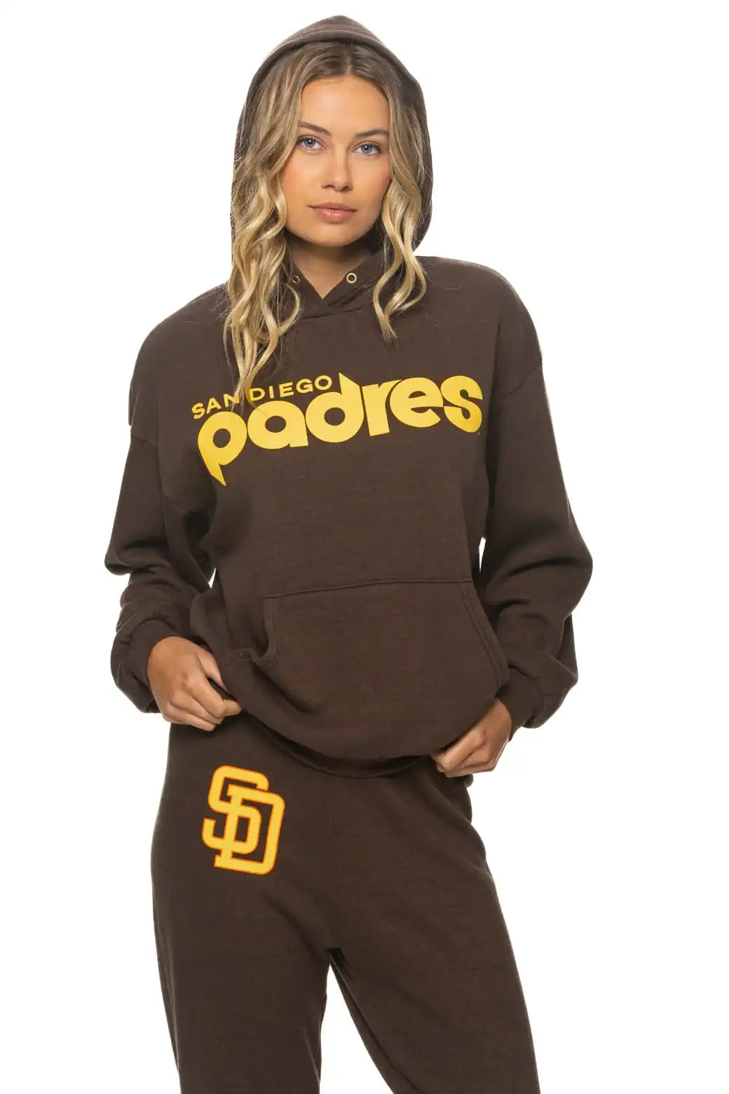 aviatornationhoodie.it.com