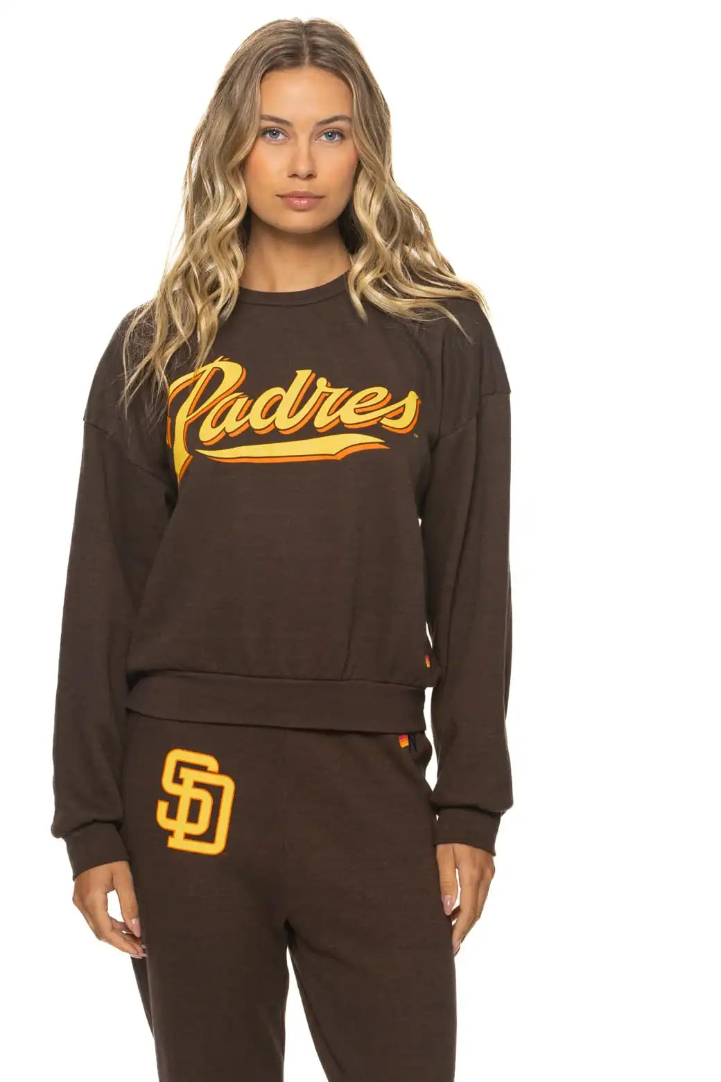 aviatornationhoodie.it.com