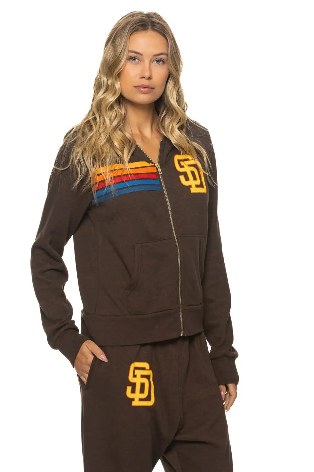 aviatornationhoodie.it.com
