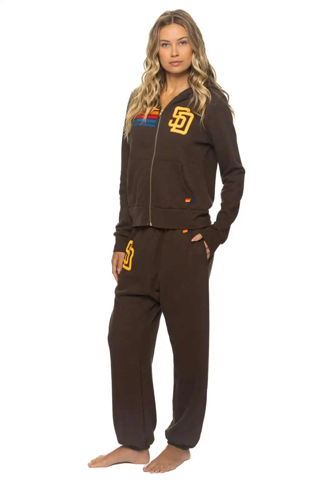 aviatornationhoodie.it.com