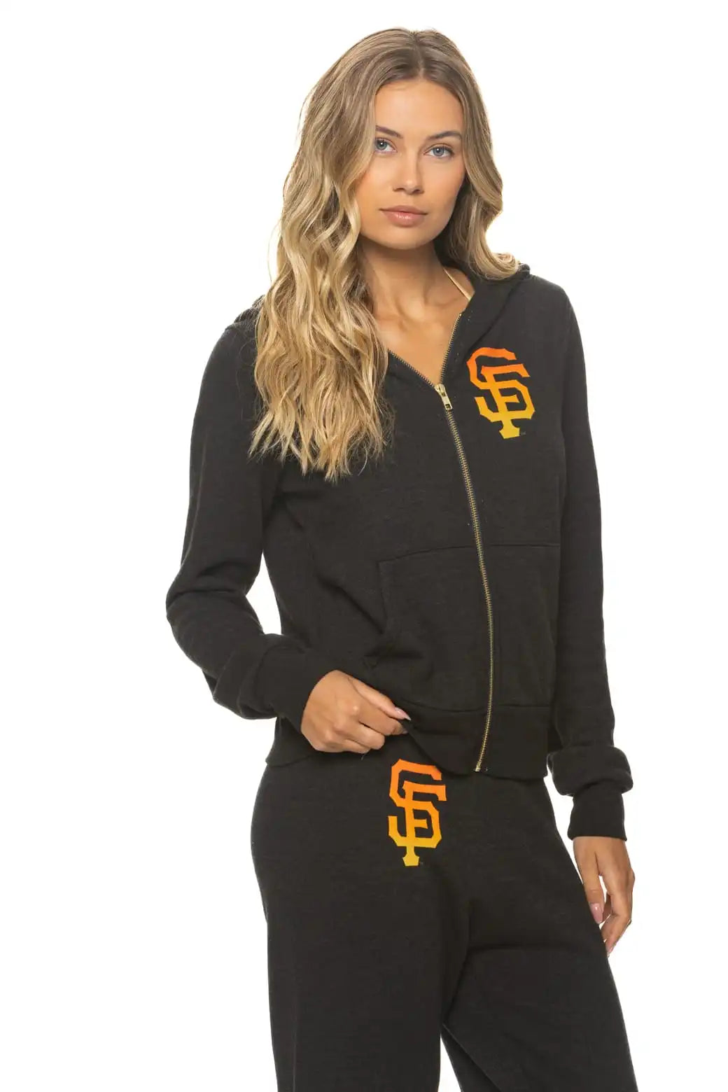 aviatornationhoodie.it.com