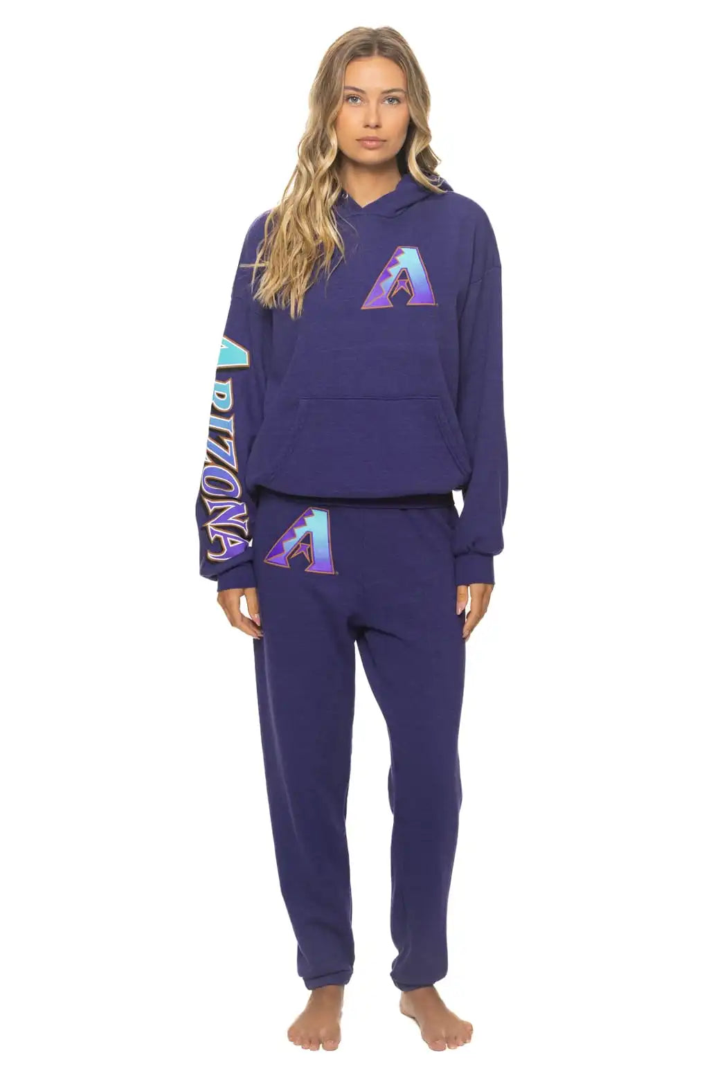 aviatornationhoodie.it.com