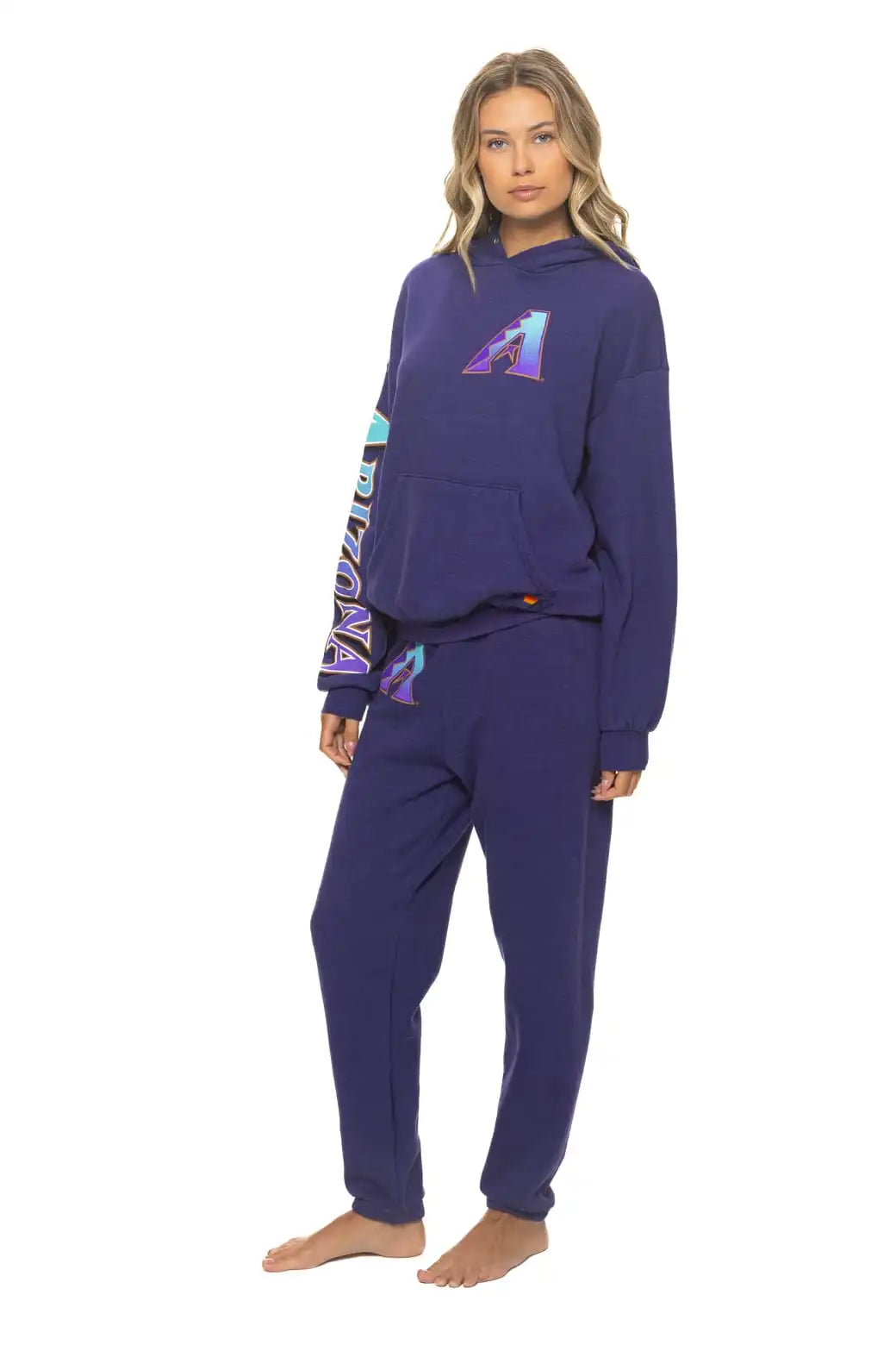 aviatornationhoodie.it.com