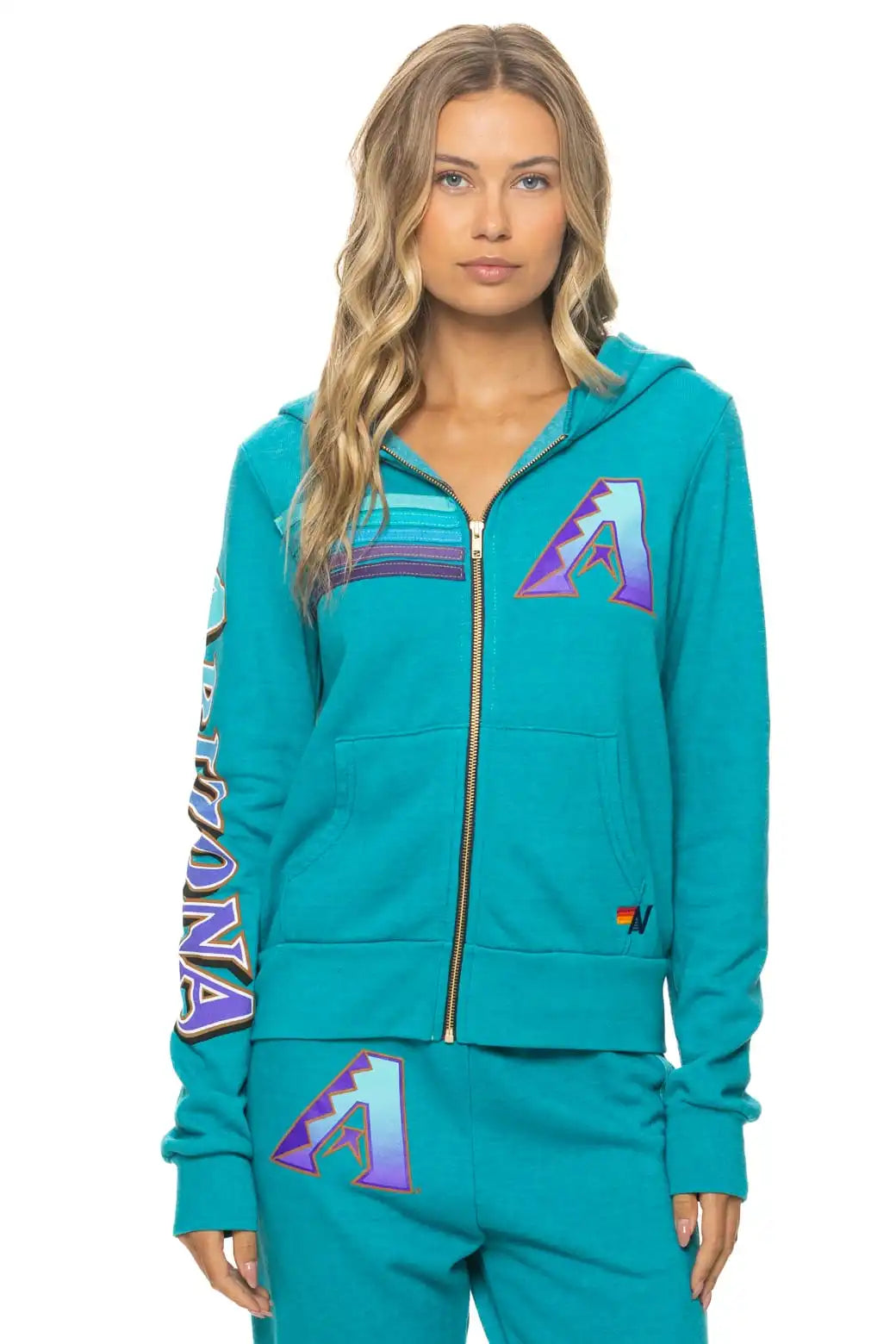 aviatornationhoodie.it.com