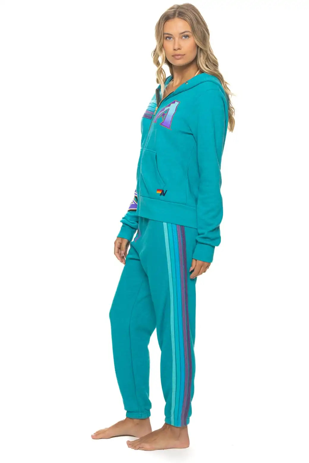 aviatornationhoodie.it.com