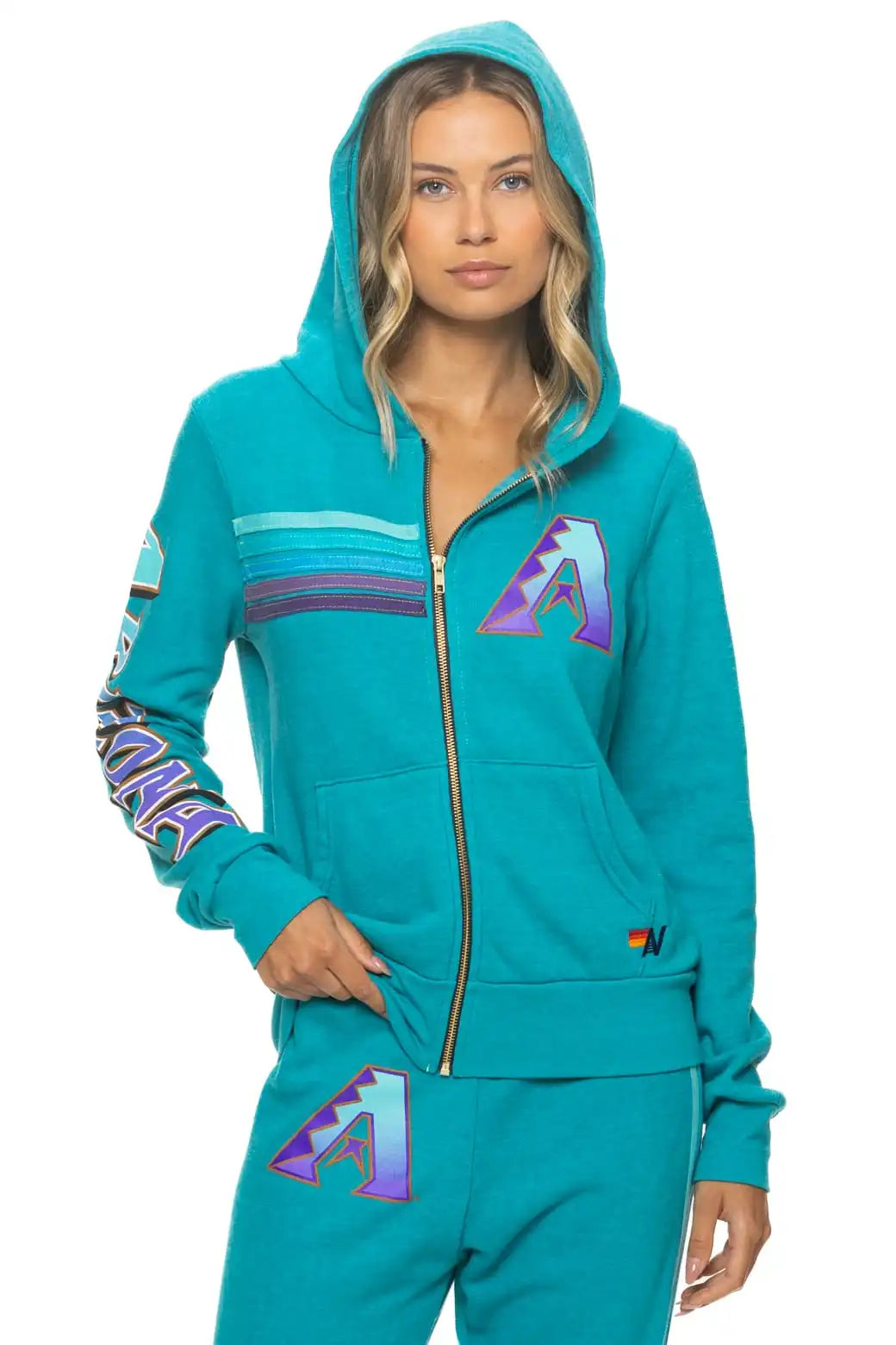 aviatornationhoodie.it.com