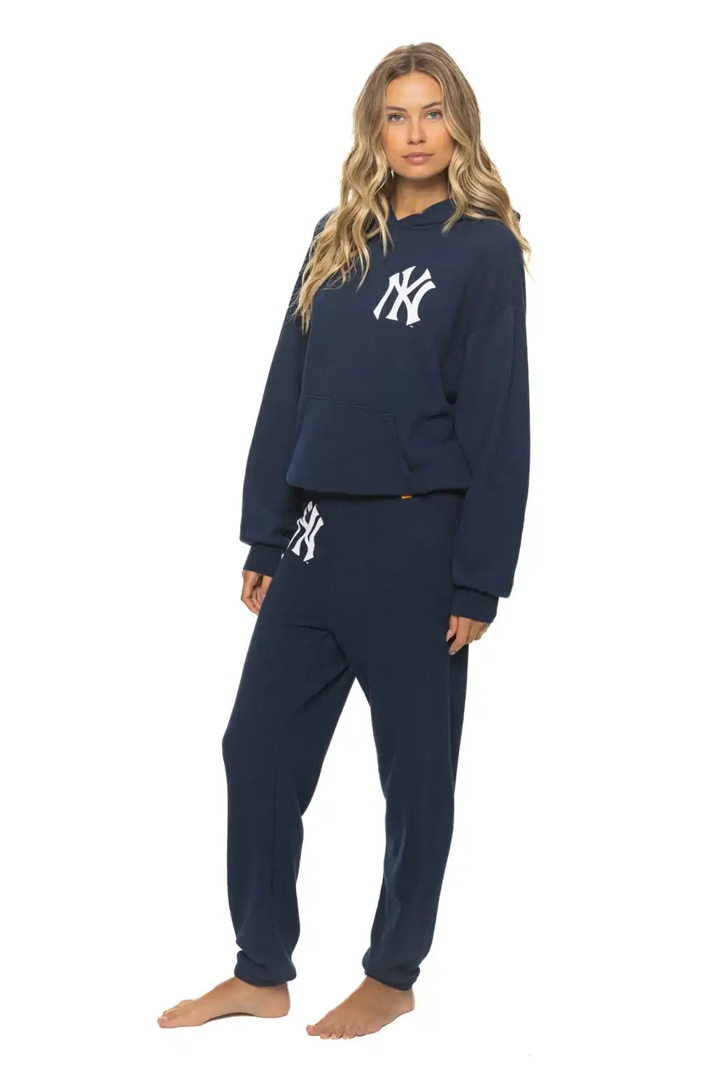 aviatornationhoodie.it.com