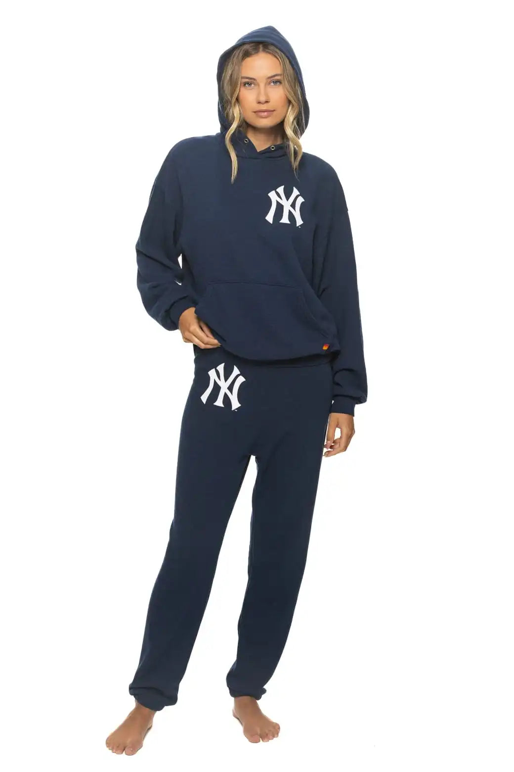 aviatornationhoodie.it.com