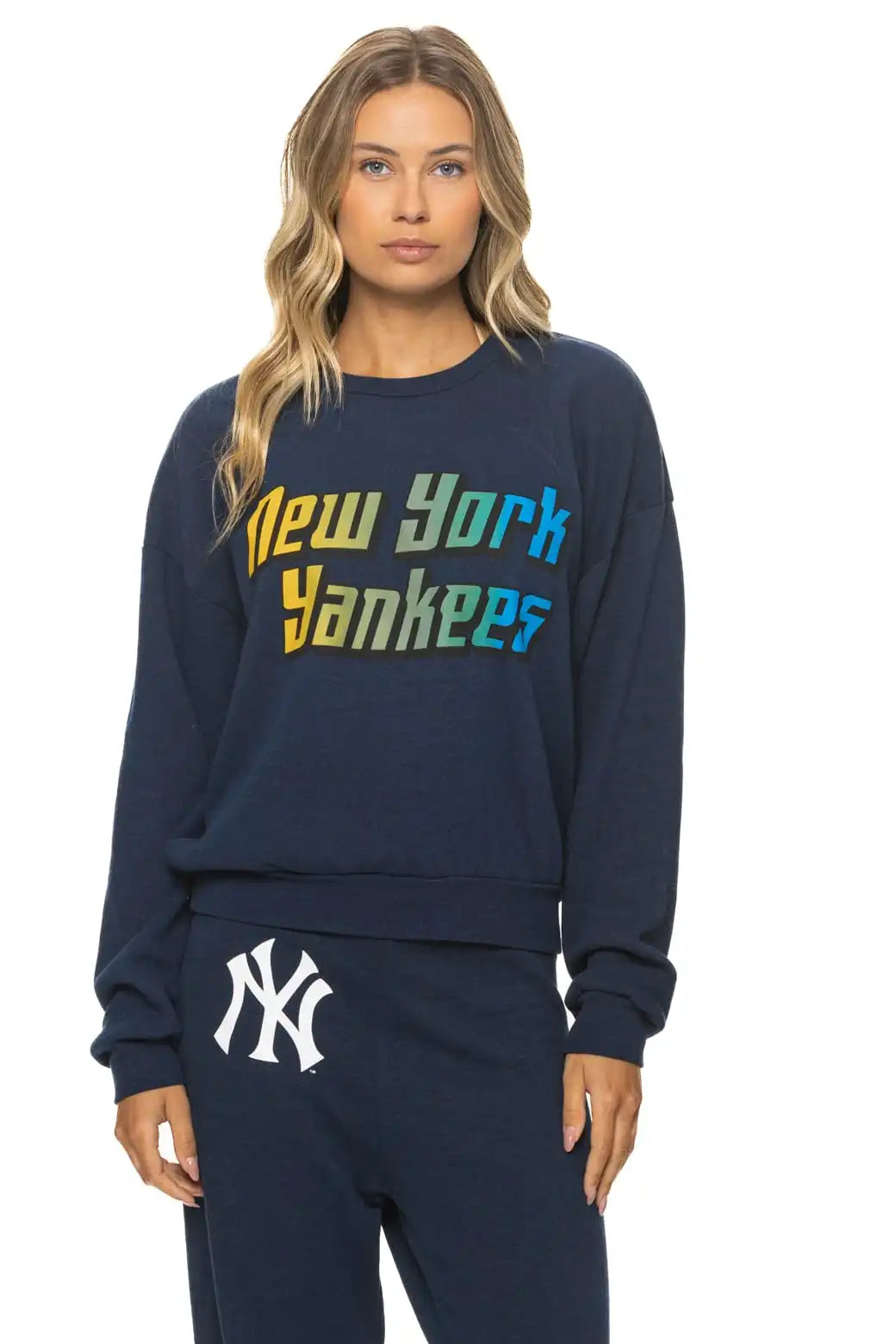 aviatornationhoodie.it.com
