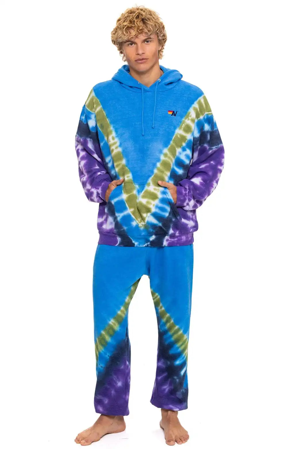 aviatornationhoodie.it.com