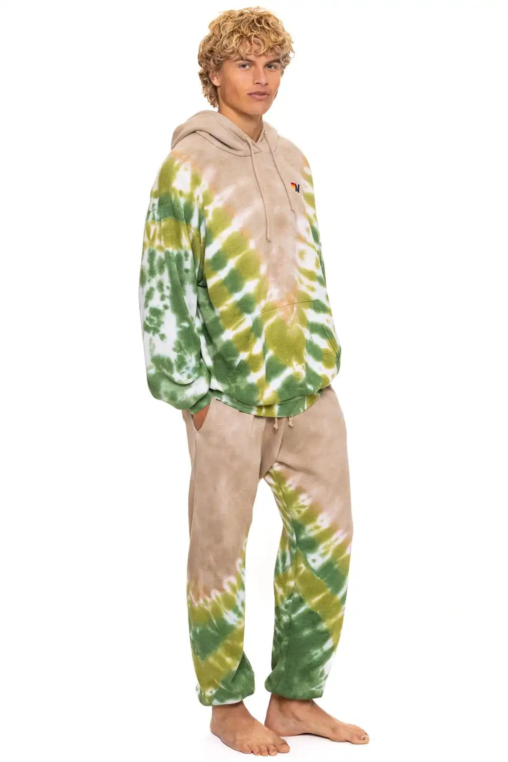 aviatornationhoodie.it.com