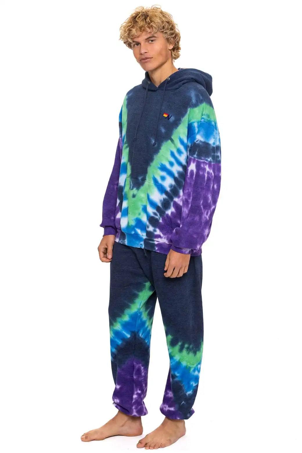 aviatornationhoodie.it.com