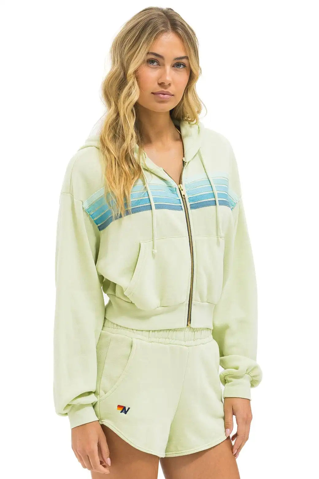 aviatornationhoodie.it.com