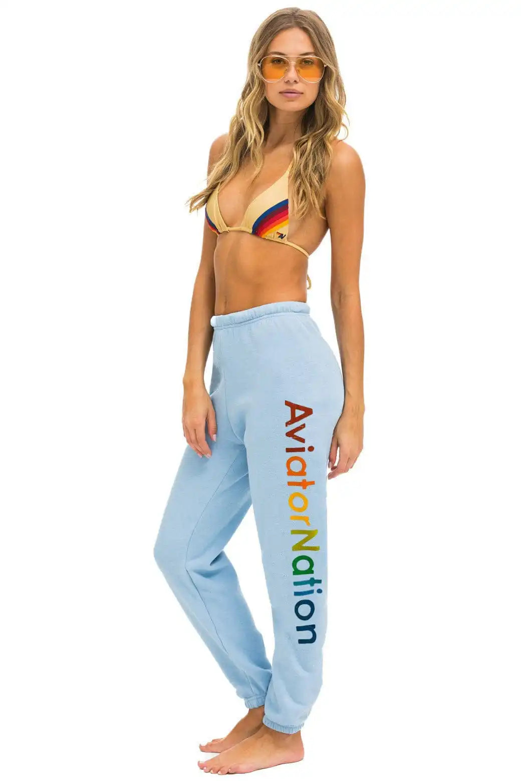 aviatornationhoodie.it.com