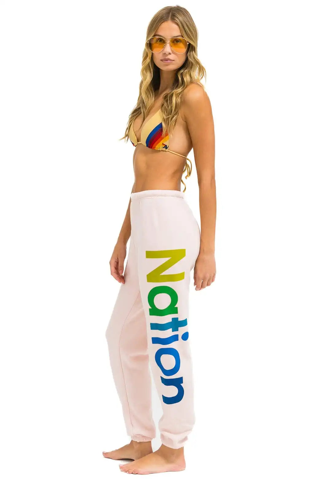 aviatornationhoodie.it.com