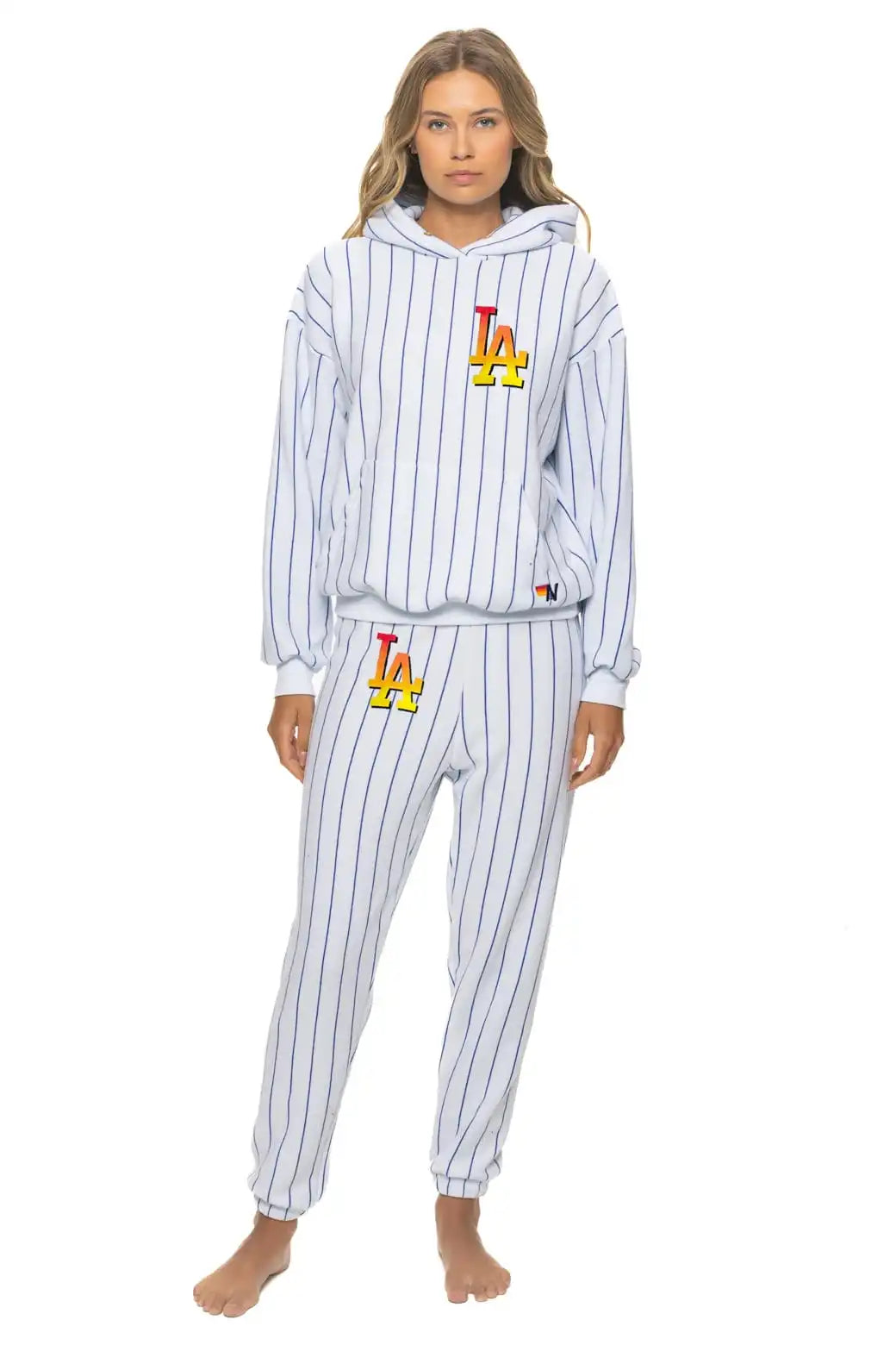 aviatornationhoodie.it.com