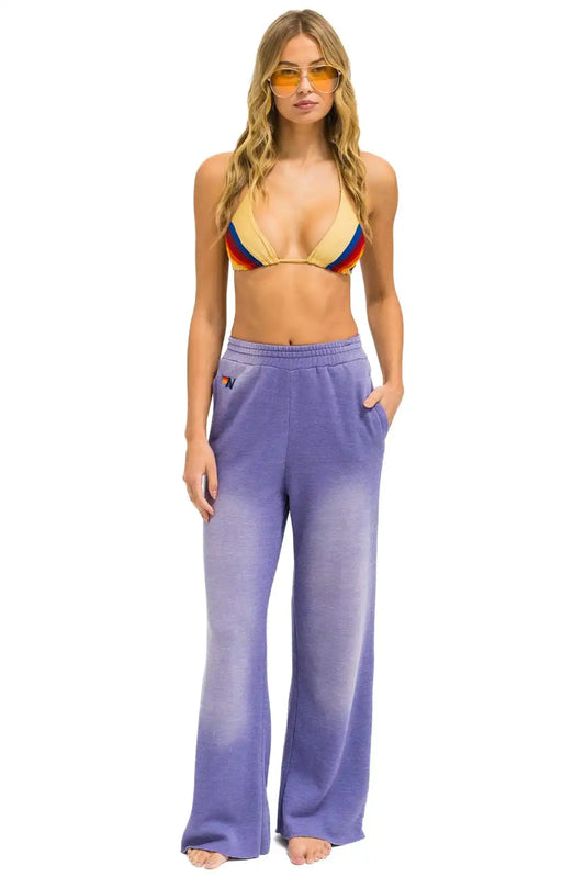 ESSENTIAL WIDE LEG POCKET SWEATPANTS - FADED GRAPE