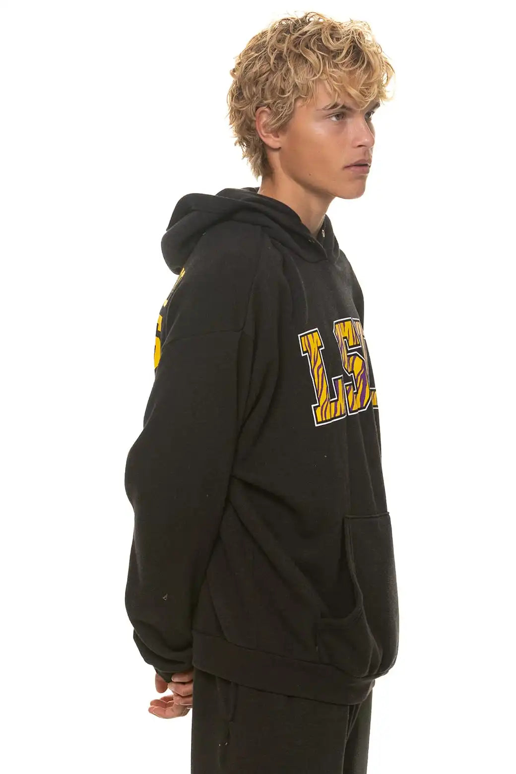 aviatornationhoodie.it.com