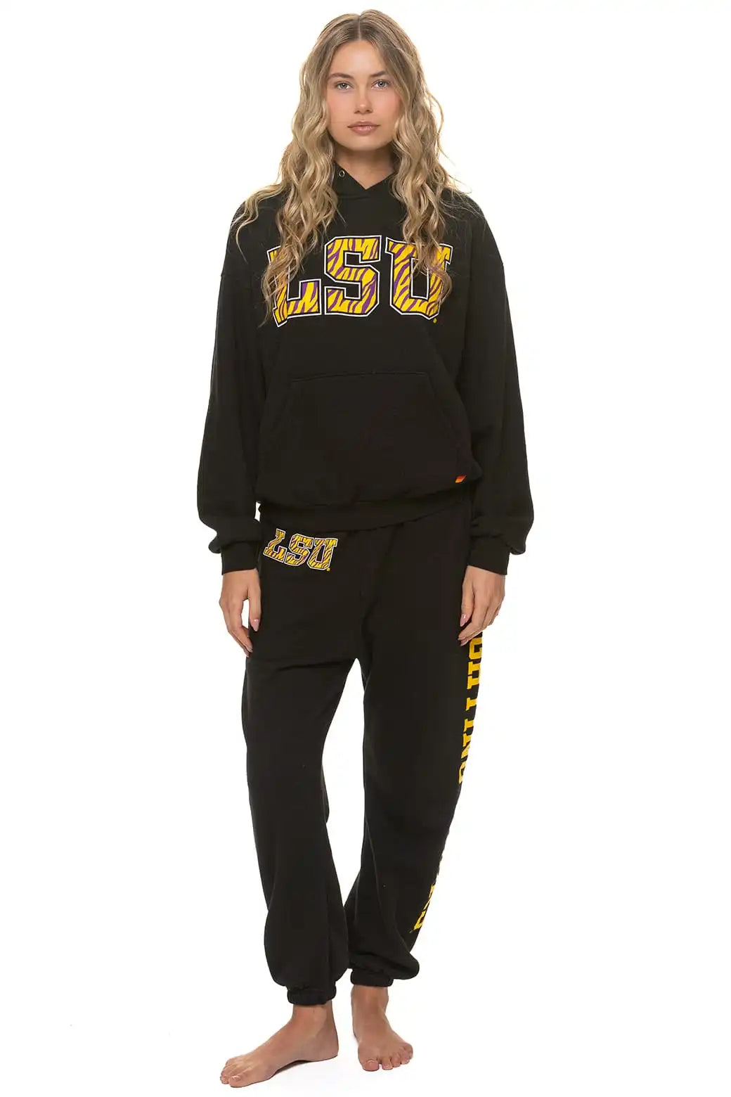aviatornationhoodie.it.com