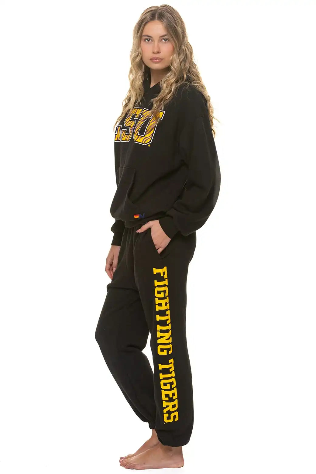 aviatornationhoodie.it.com