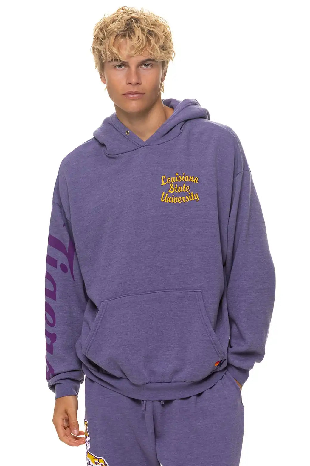 aviatornationhoodie.it.com