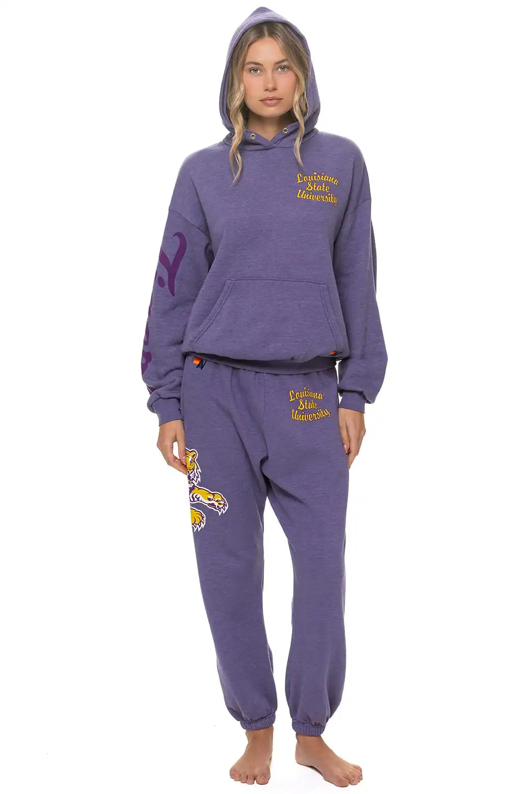 aviatornationhoodie.it.com