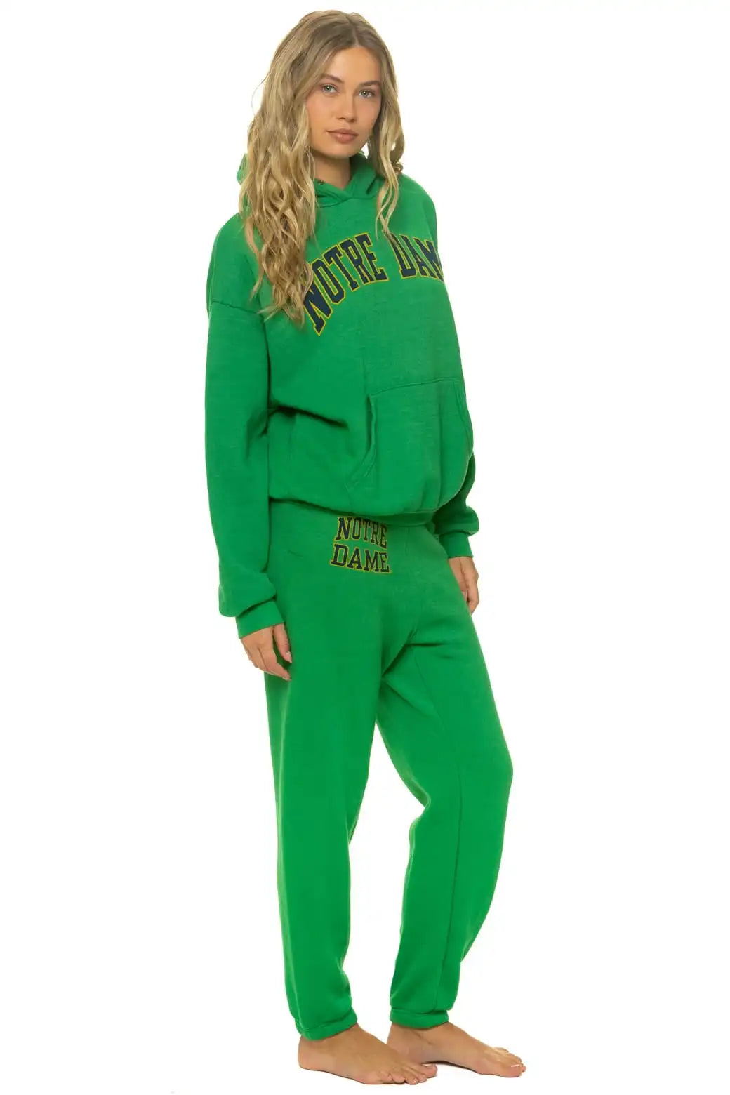 aviatornationhoodie.it.com