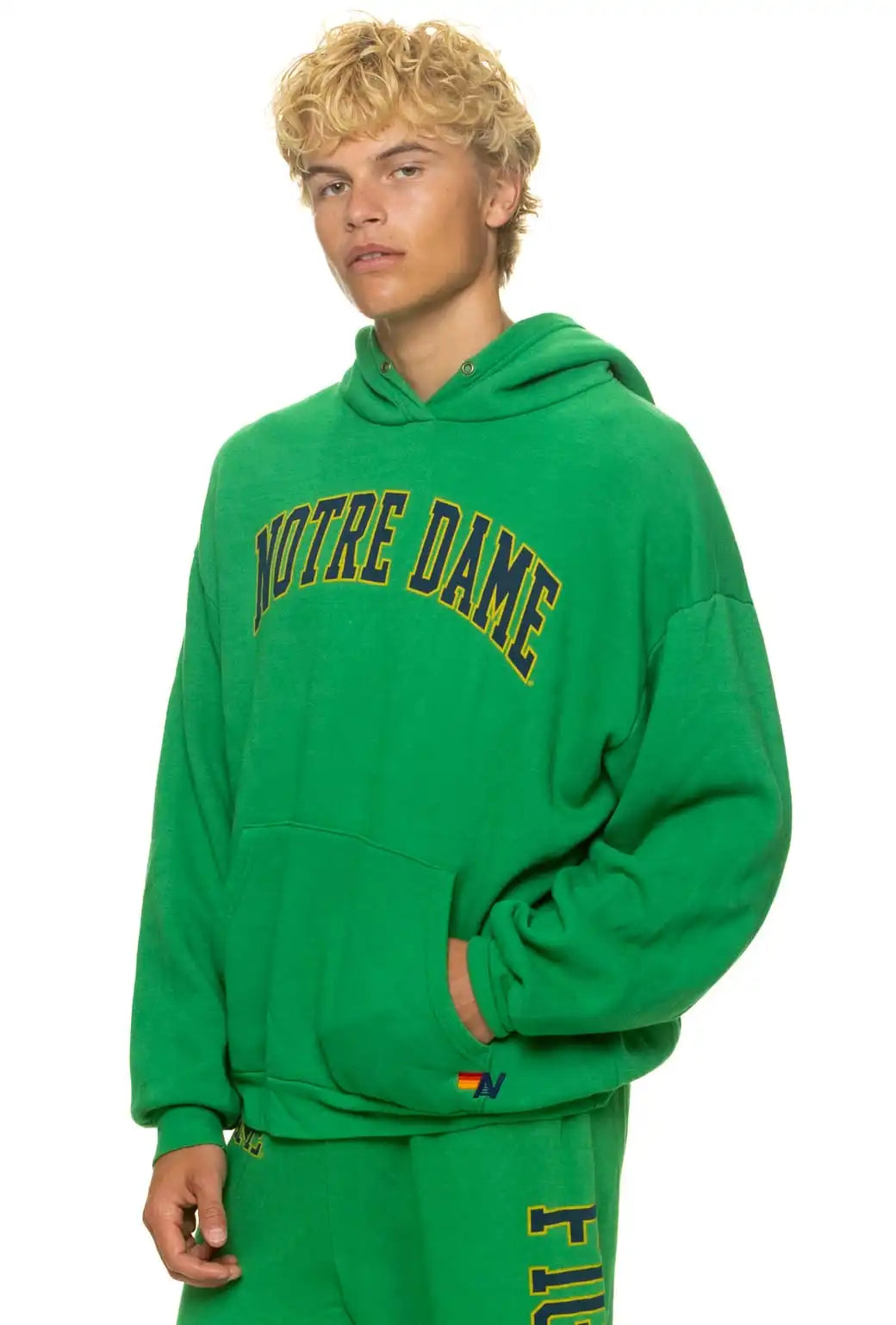 aviatornationhoodie.it.com