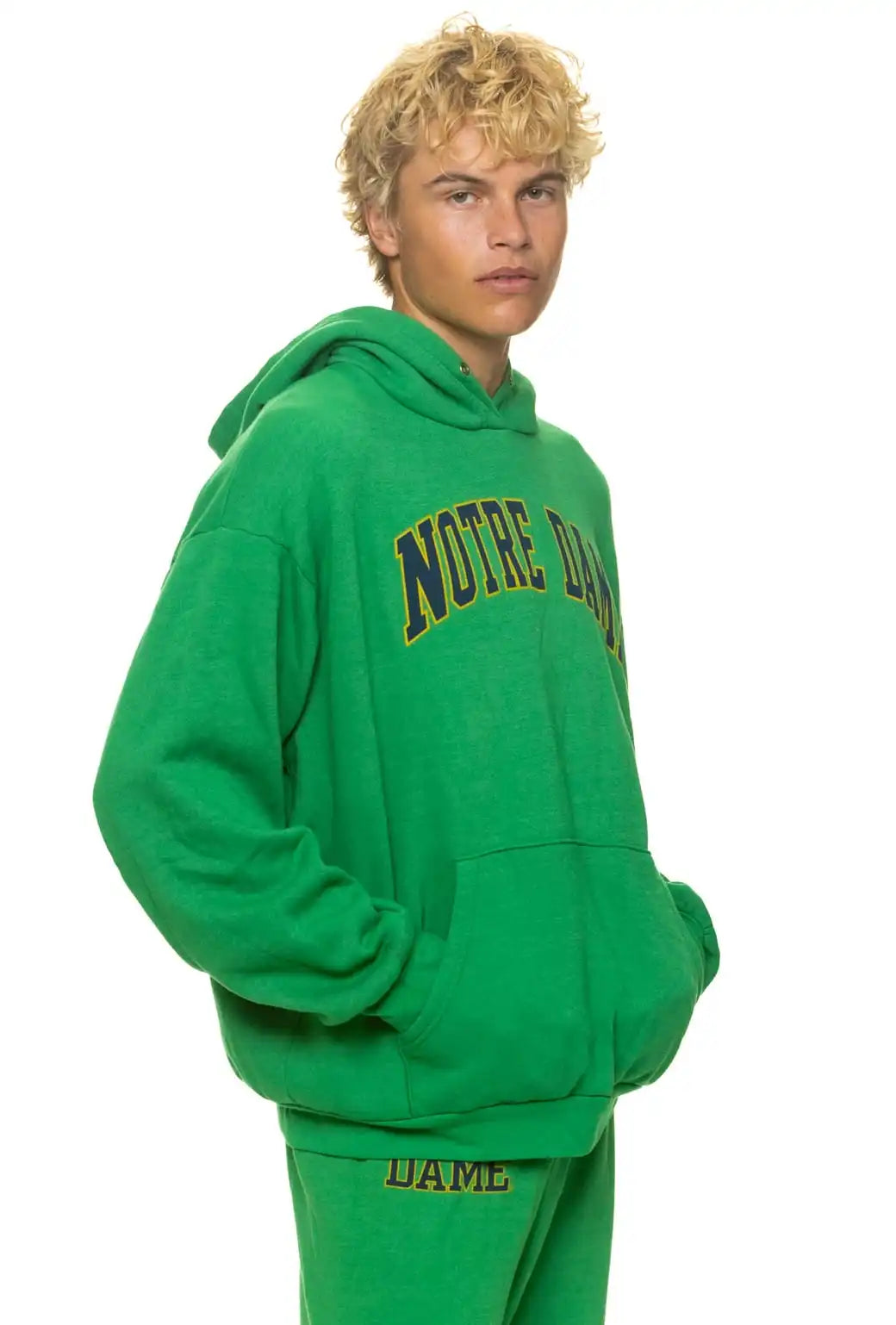 aviatornationhoodie.it.com