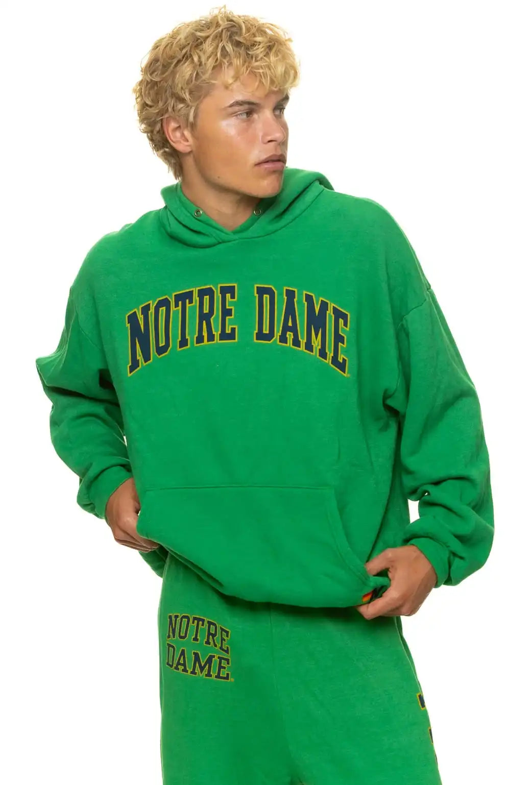 aviatornationhoodie.it.com