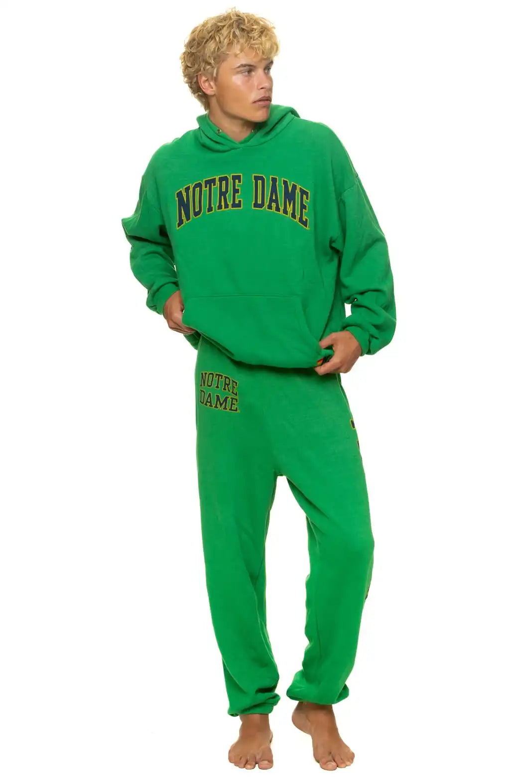 aviatornationhoodie.it.com