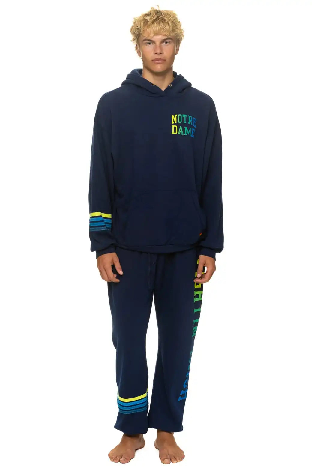 aviatornationhoodie.it.com