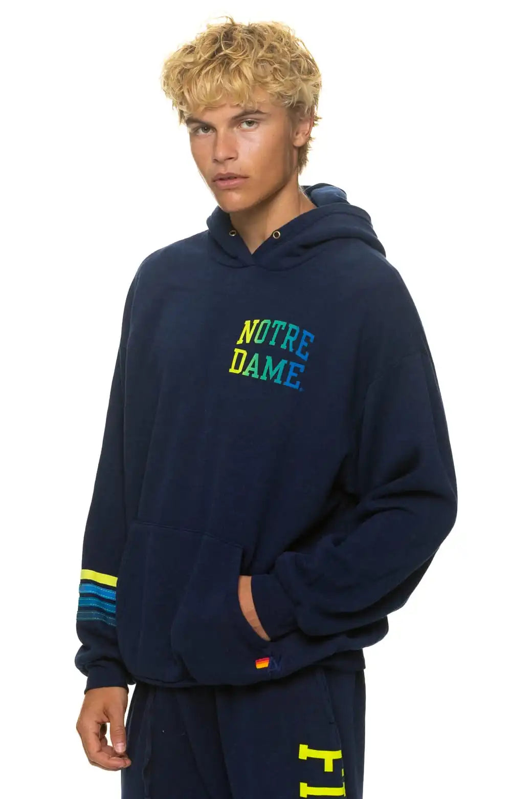 aviatornationhoodie.it.com