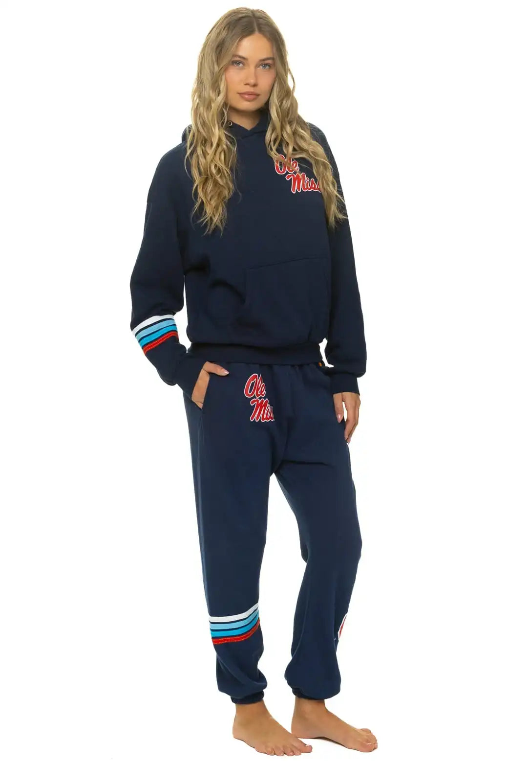 aviatornationhoodie.it.com