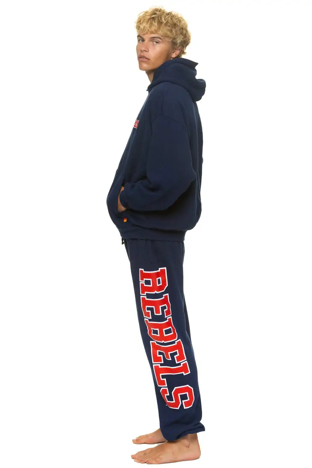 aviatornationhoodie.it.com